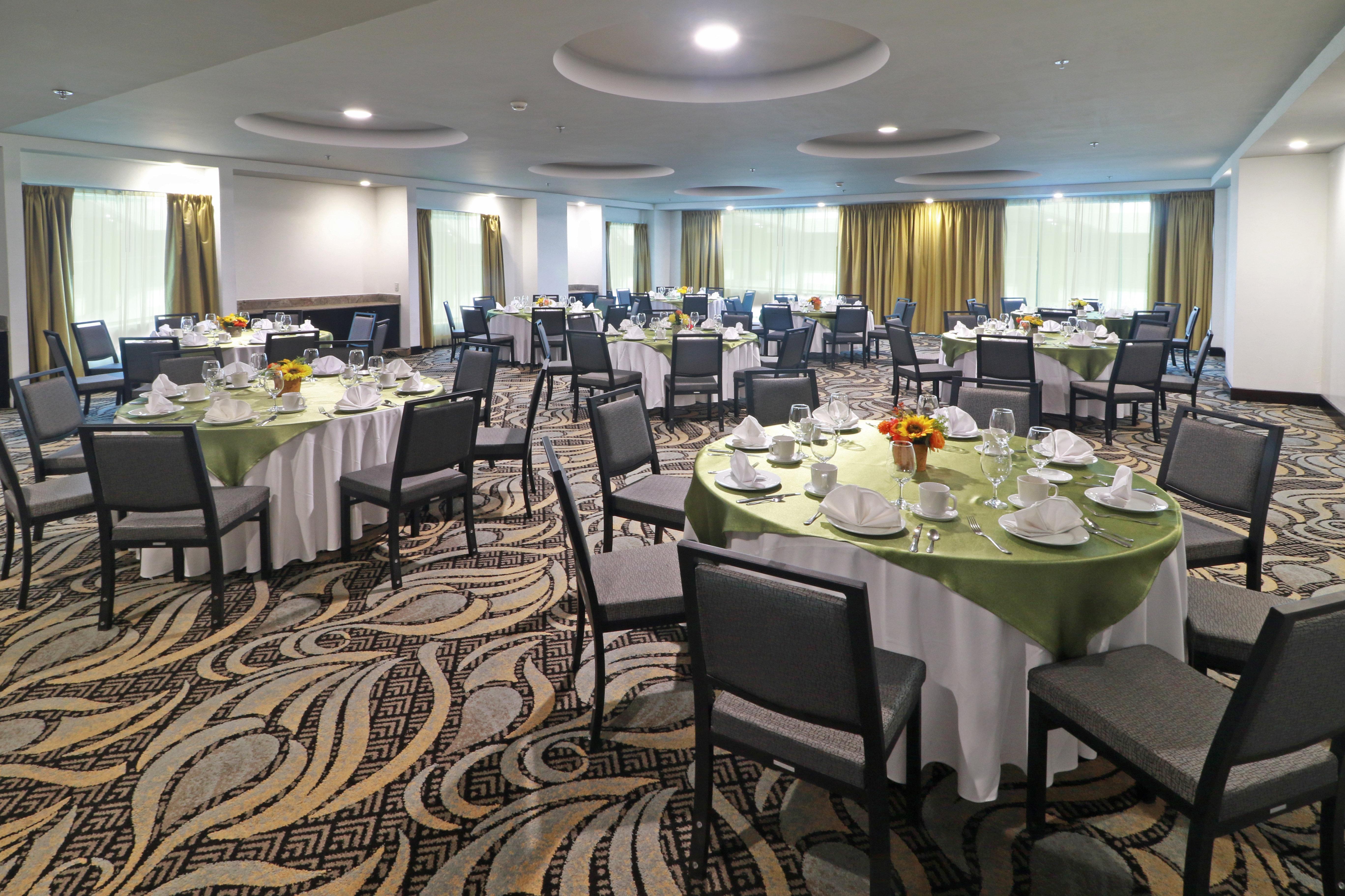 Holiday Inn Queretaro Zona Krystal By Ihg Eksteriør billede