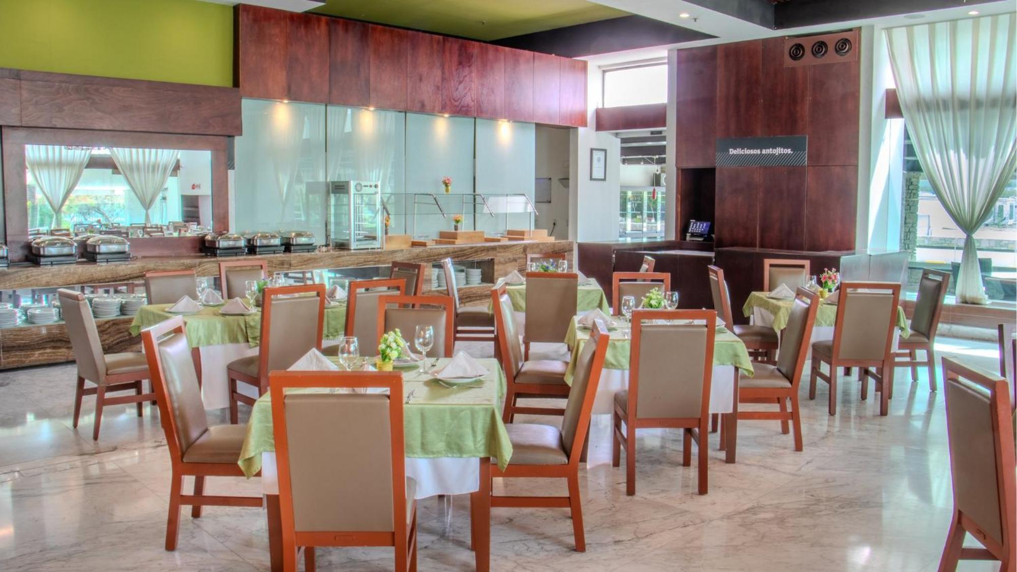 Holiday Inn Queretaro Zona Krystal By Ihg Eksteriør billede